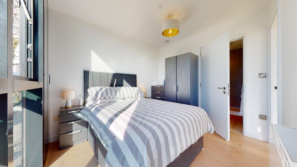 Highgate Hill, Upper Holloway, London, London Borough of Islington, N19 5NA